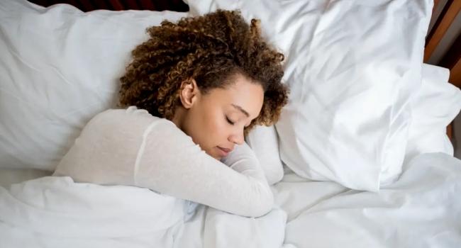 Sleep and its connection to weight loss | kulture.store